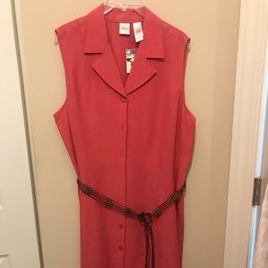 Sleeveless dress NWT for summer!